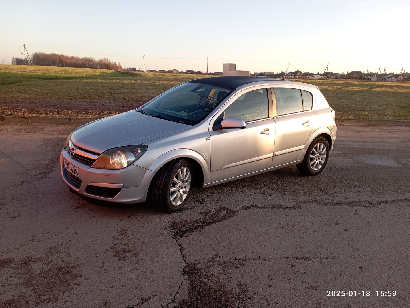 Opel Astra 2005 г Седан