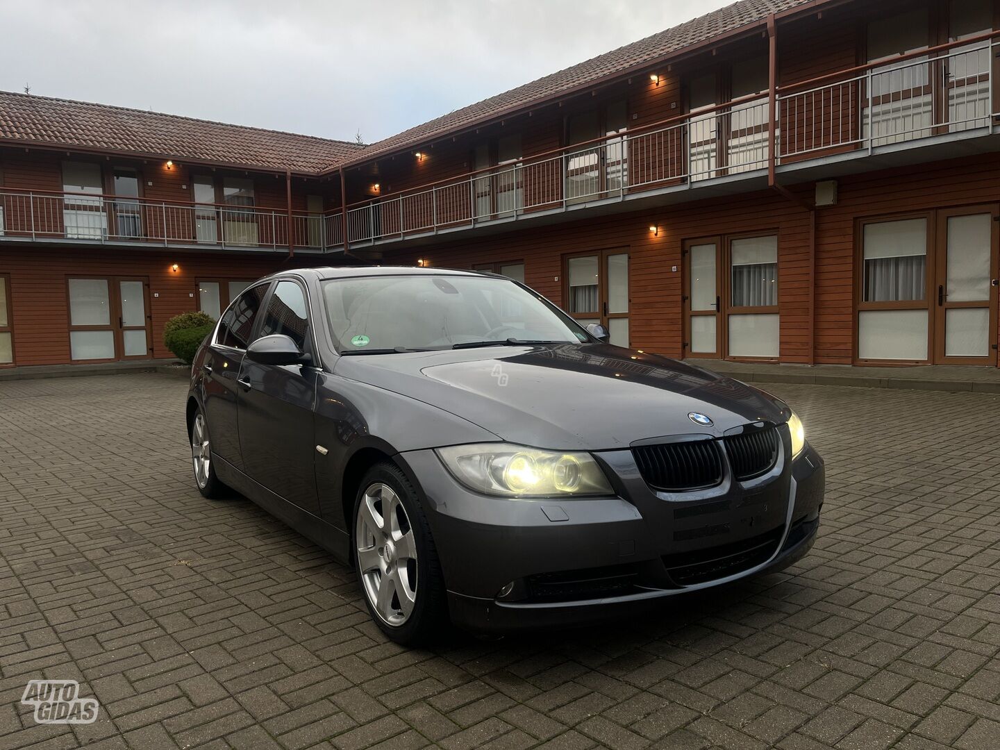 Bmw 325 2007 y Sedan