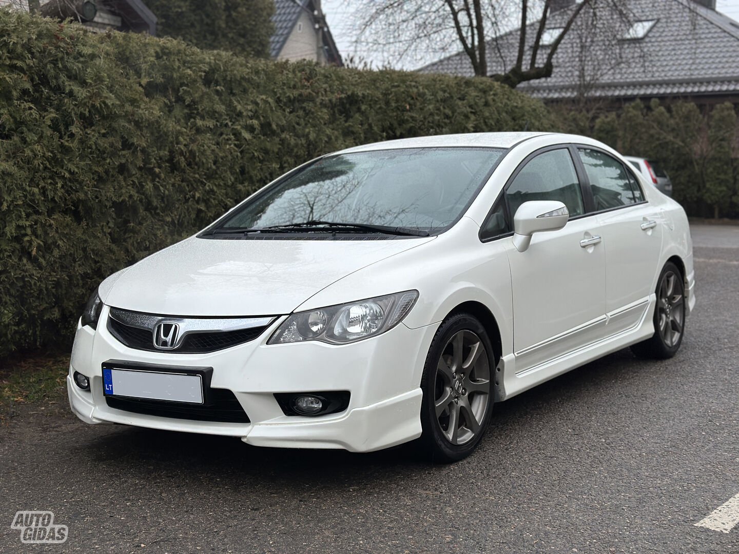 Honda Civic Hybrid 2011 m