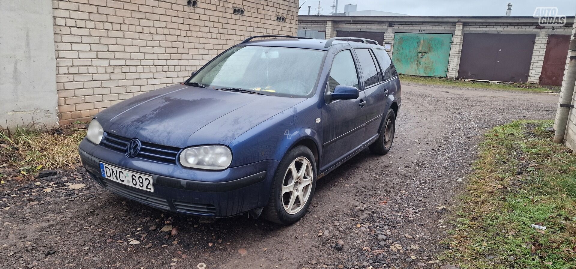 Volkswagen Golf IV 2000 г запчясти