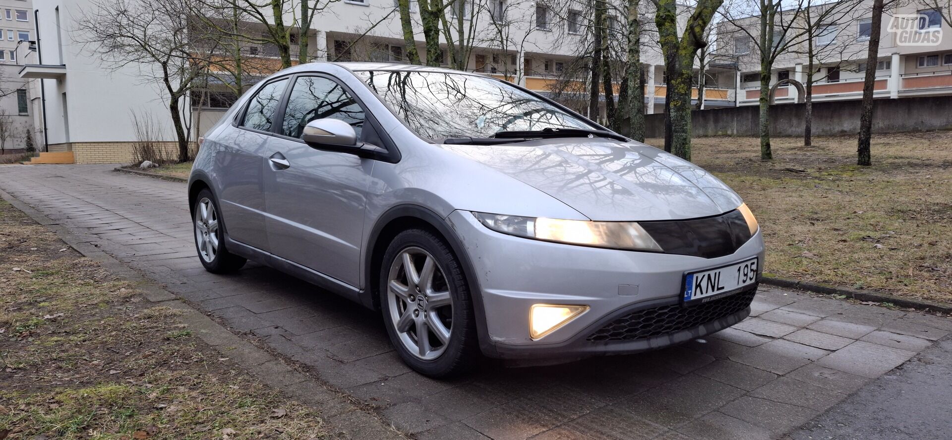 Honda Civic 2009 г Хэтчбек