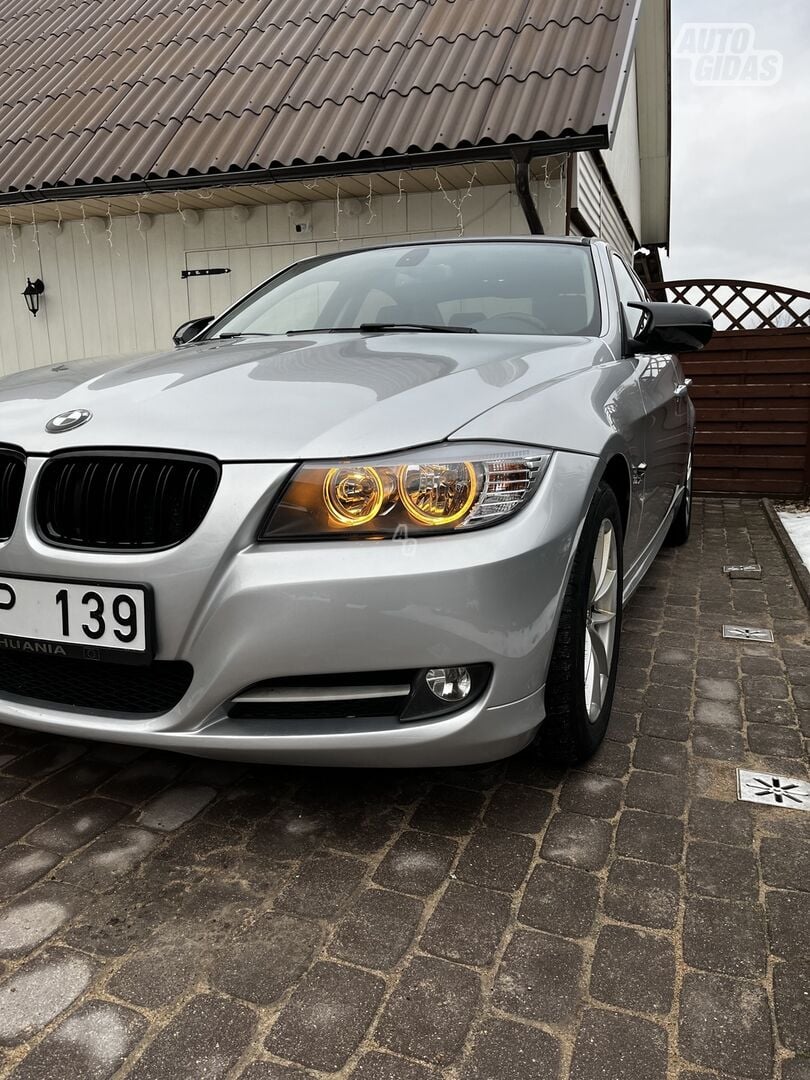 Bmw 328 2010 г Седан