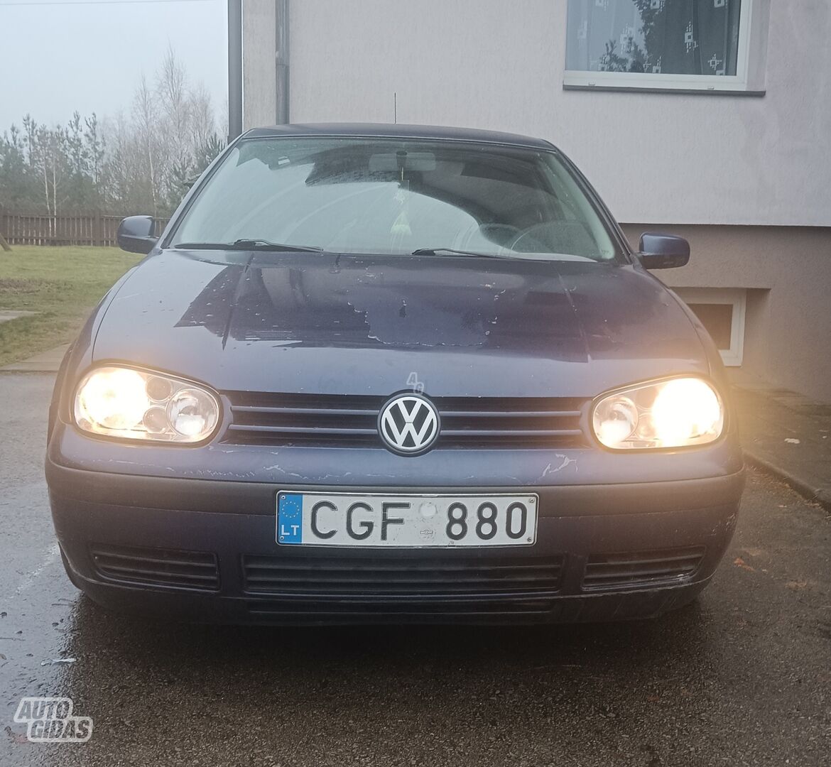 Volkswagen Golf 1999 m Hečbekas