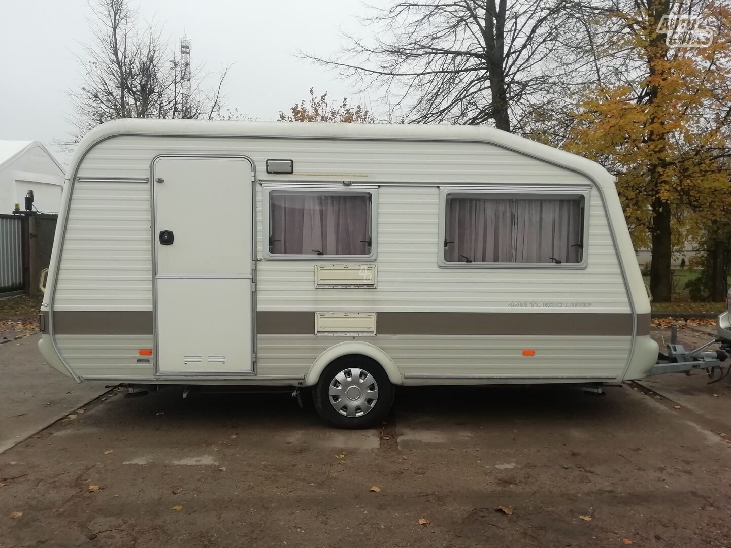 AVENTO ROYAL 445 E 1994 m Prikabinamas namelis