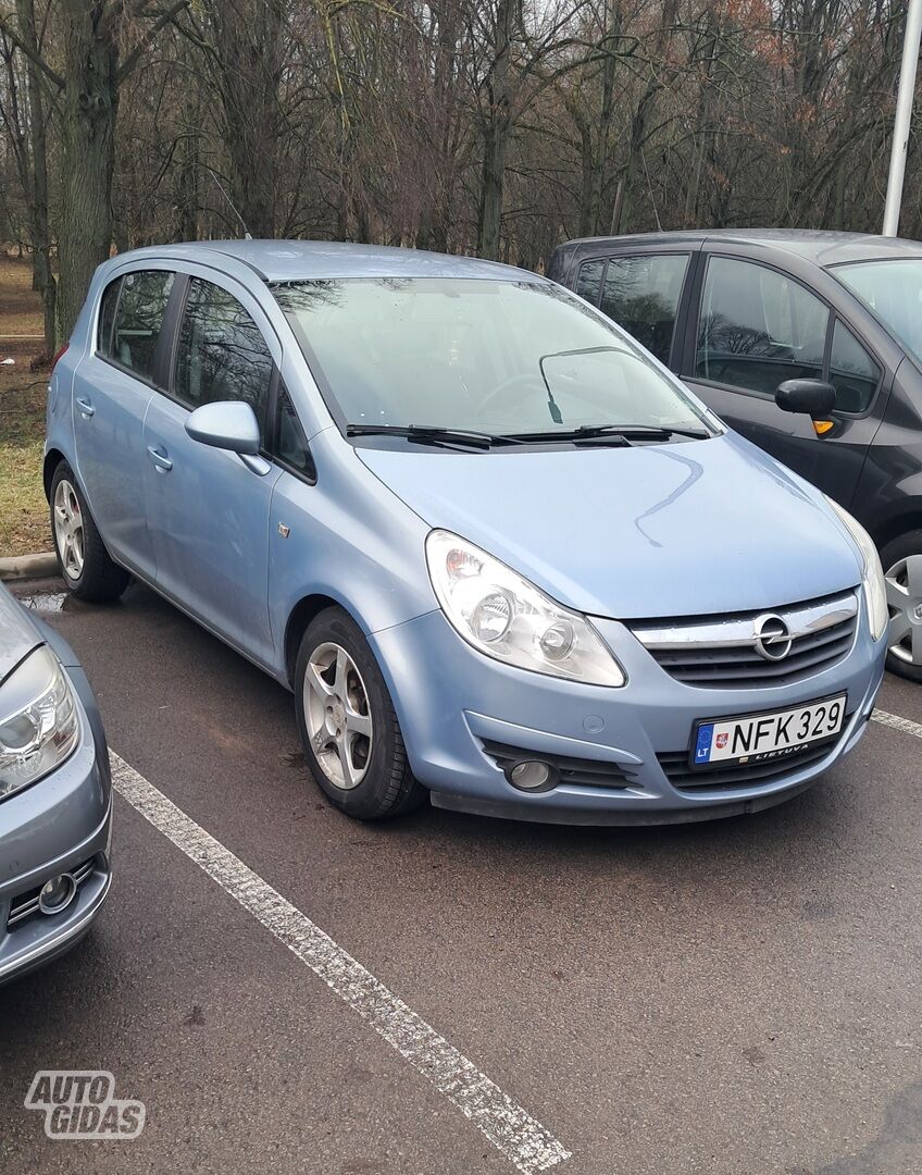 Opel Corsa 2009 m Hečbekas