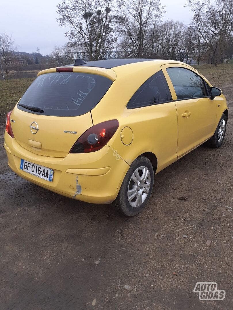 Opel Corsa 2008 г запчясти