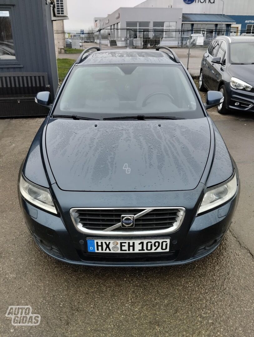 Volvo V50 2010 г Универсал