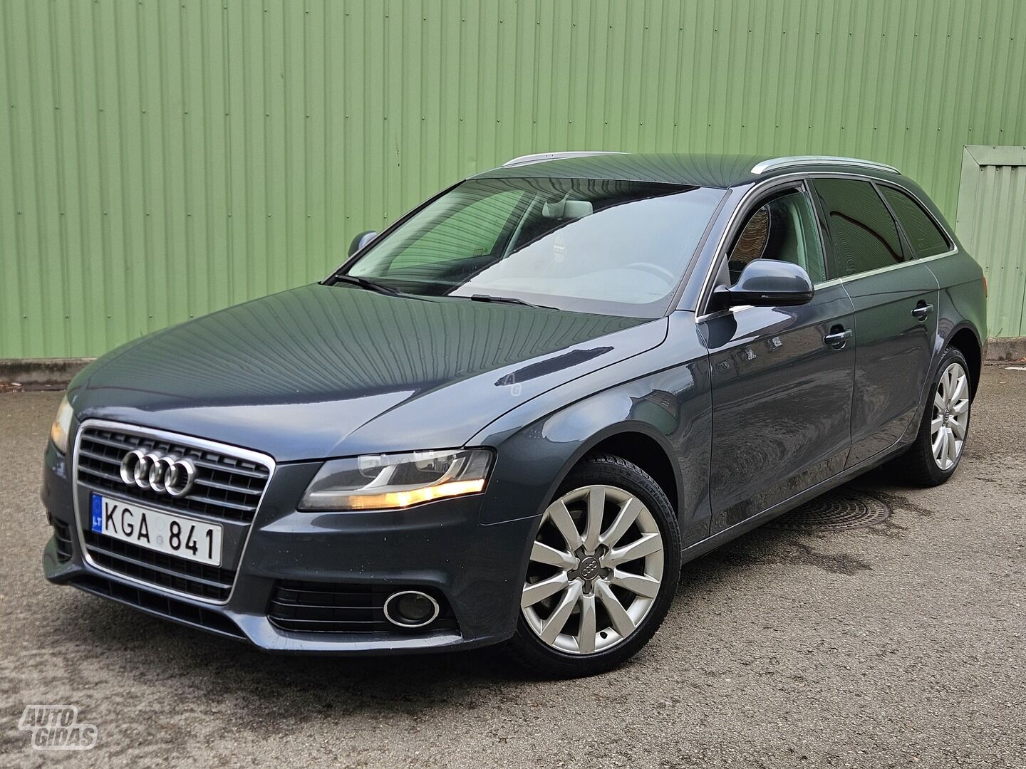 Audi A4 2009 m Universalas