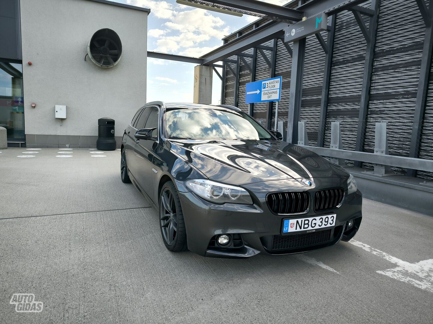 Bmw 520 2013 m Universalas