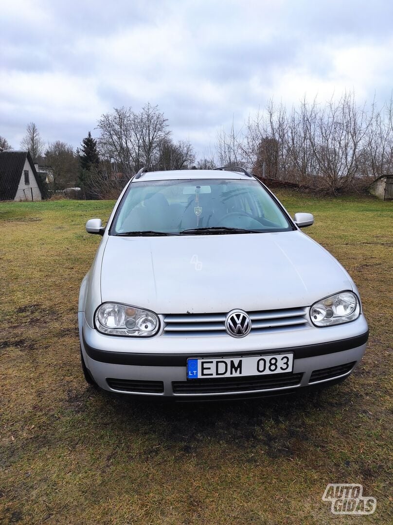 Volkswagen Golf 2000 m Universalas