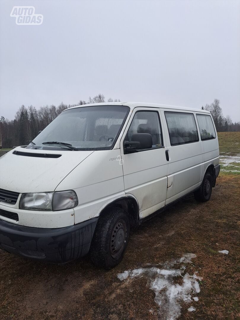 Volkswagen Transporter 2005 y Minibus