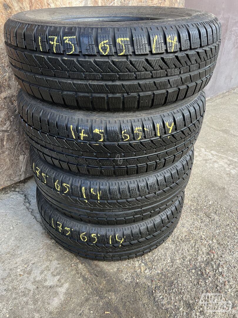 Bridgestone BLIZZAK R14 зимние шины для автомобилей