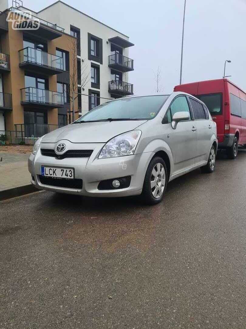 Toyota Corolla Verso 2007 г Универсал