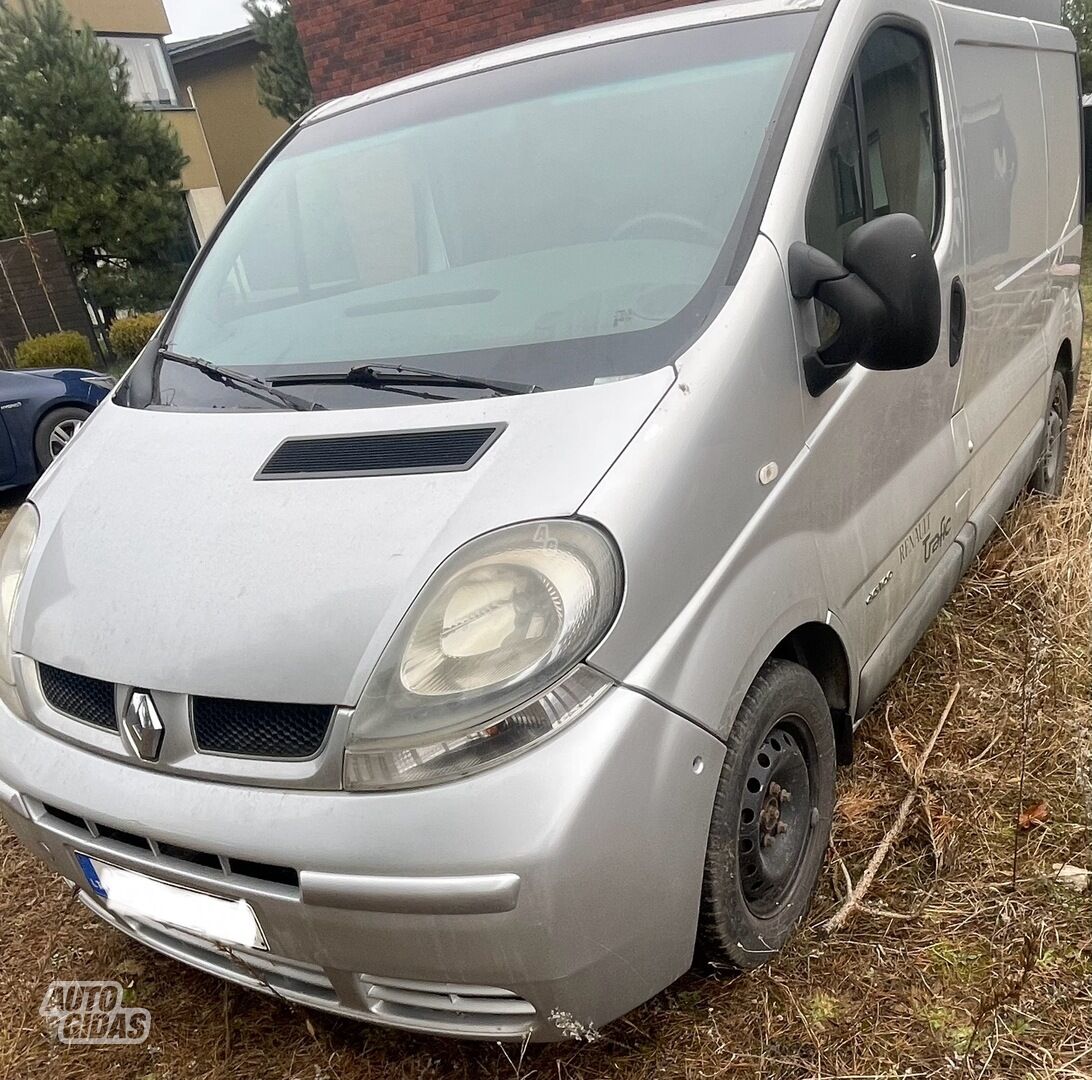 Renault Trafic 2005 г Грузовой микроавтобус