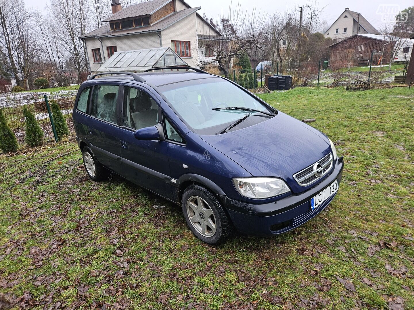 Opel Zafira 2004 m Vienatūris