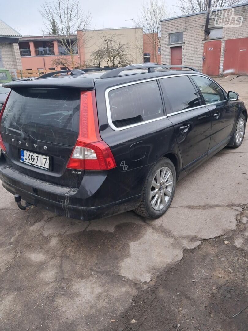 Volvo V70 2008 y Wagon