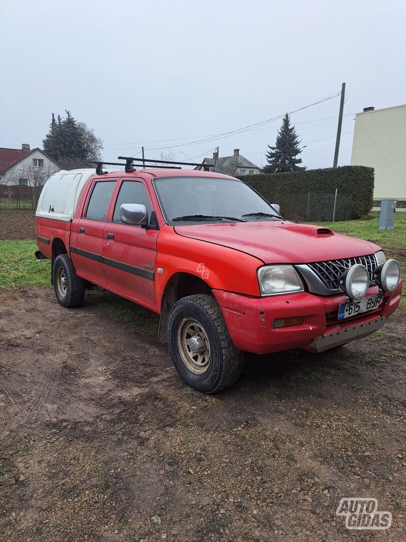 Mitsubishi L200 2012 y Pickup