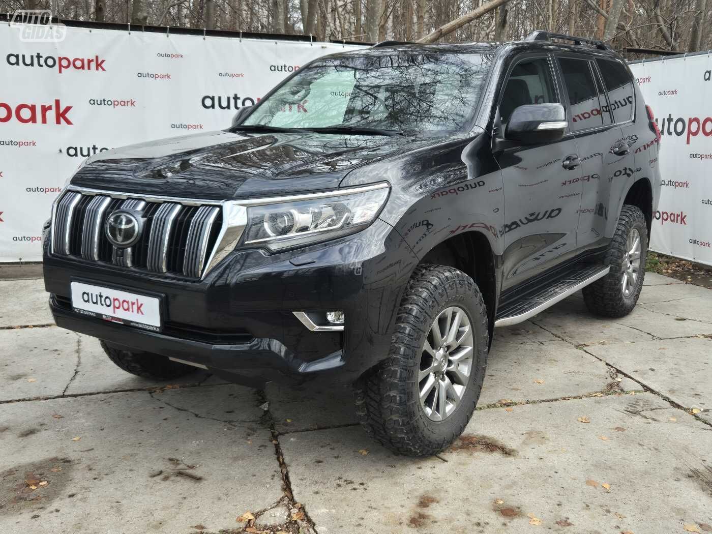 Toyota Land Cruiser 2019 y Off-road / Crossover