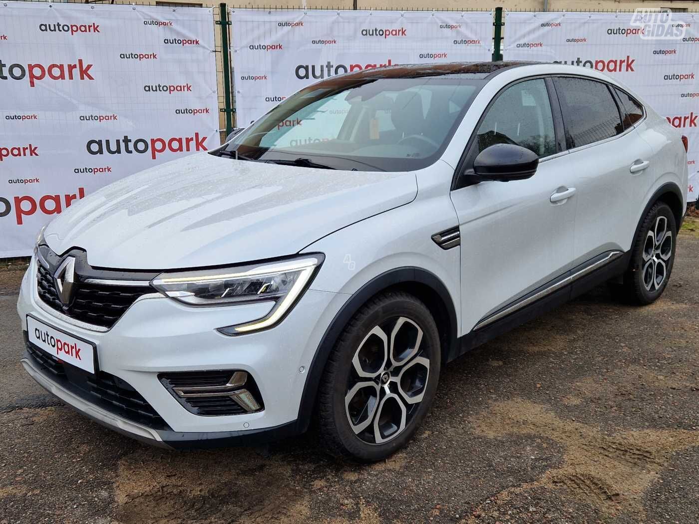 Renault Arkana E-Tech 2022 m