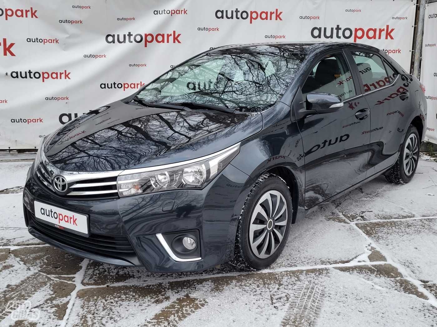 Toyota Corolla 2016 m Sedanas