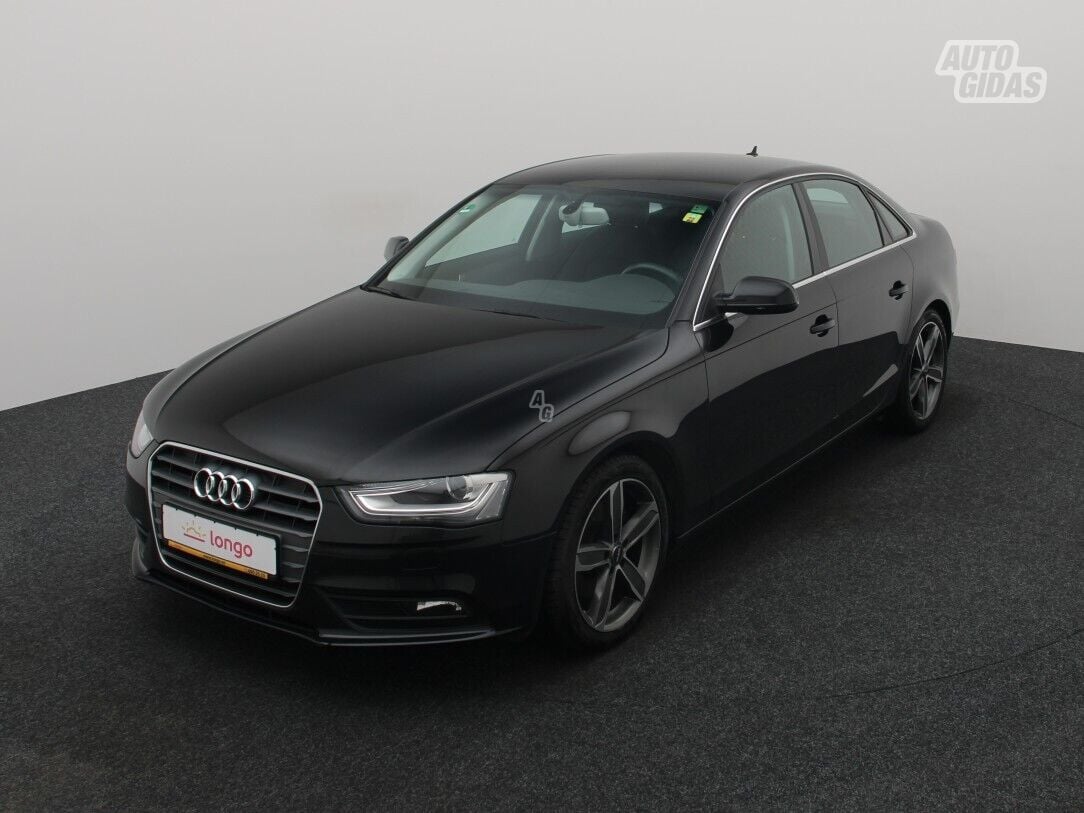 Audi A4 2013 г Седан