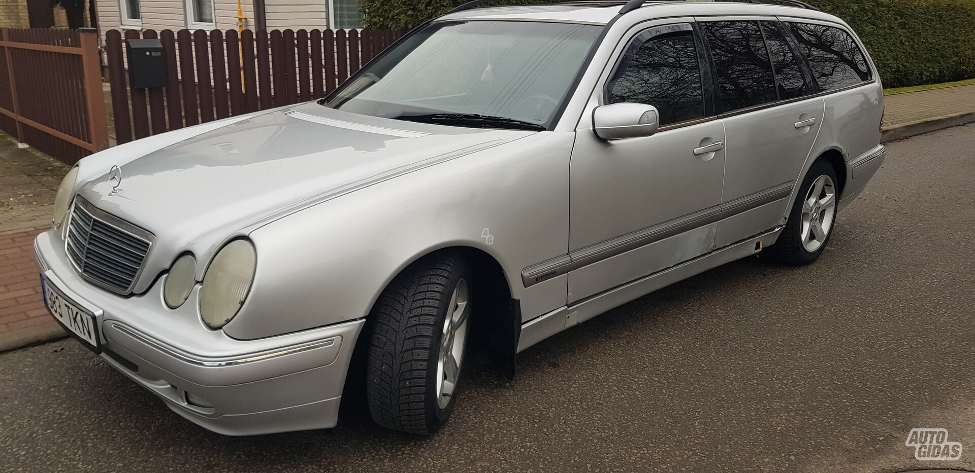 Mercedes-Benz E 220 CDI 2000 m