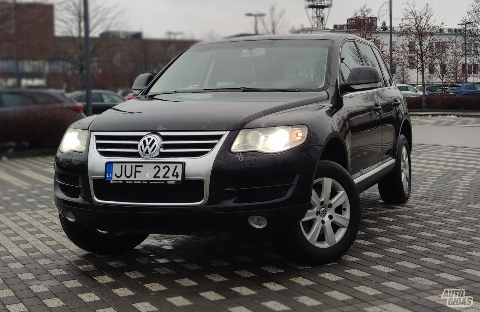 Volkswagen Touareg 2008 г Внедорожник / Кроссовер