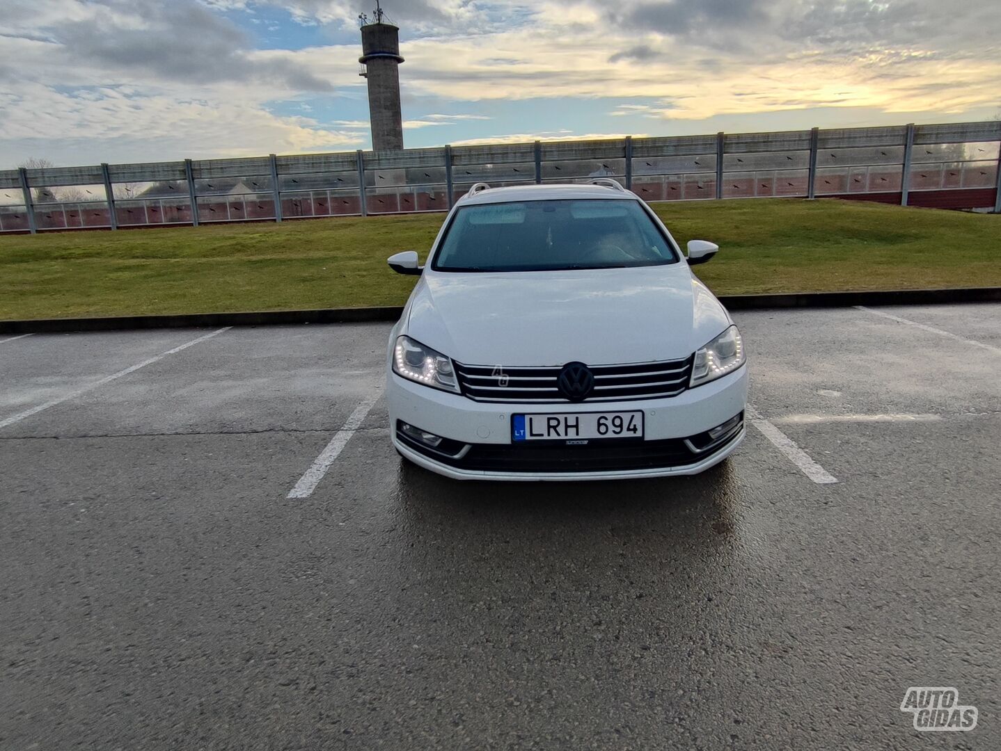 Volkswagen Passat 2011 m Universalas