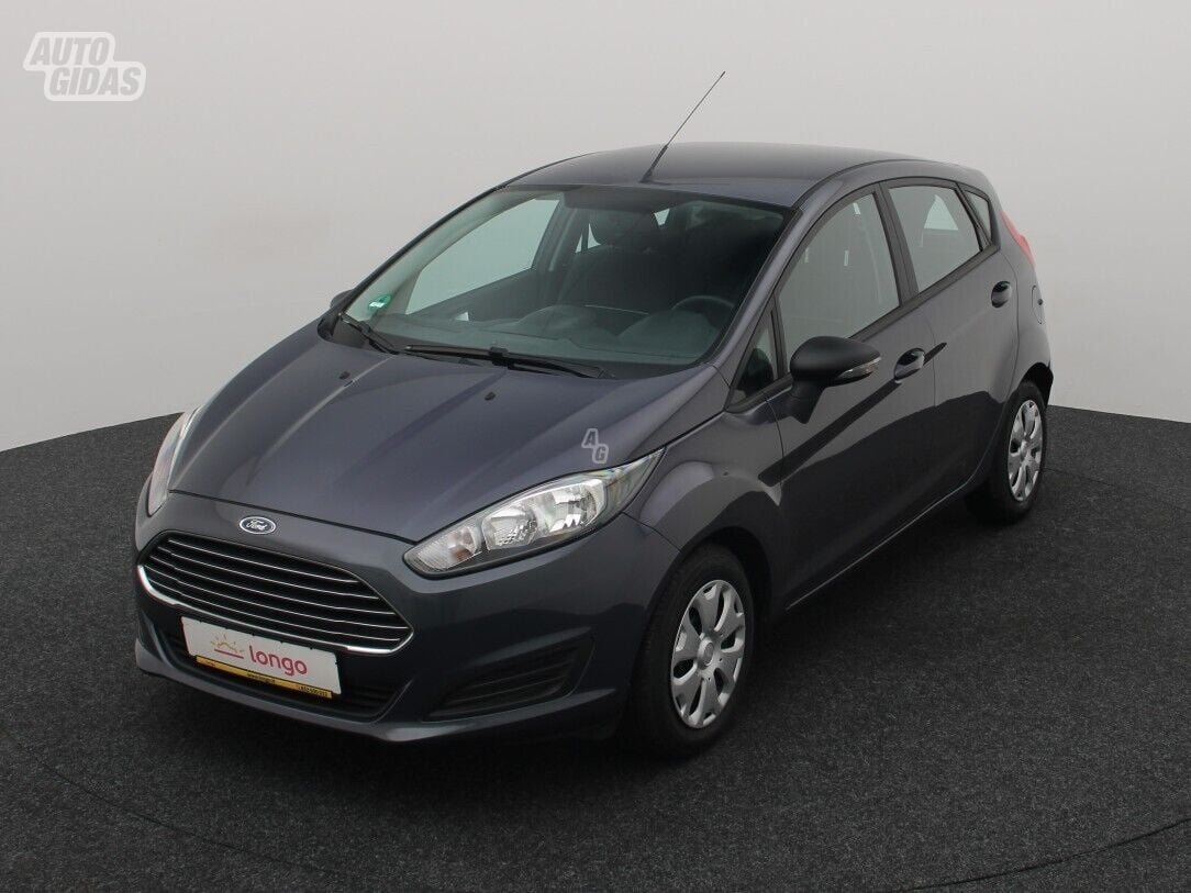 Ford Fiesta 2015 г Хэтчбек