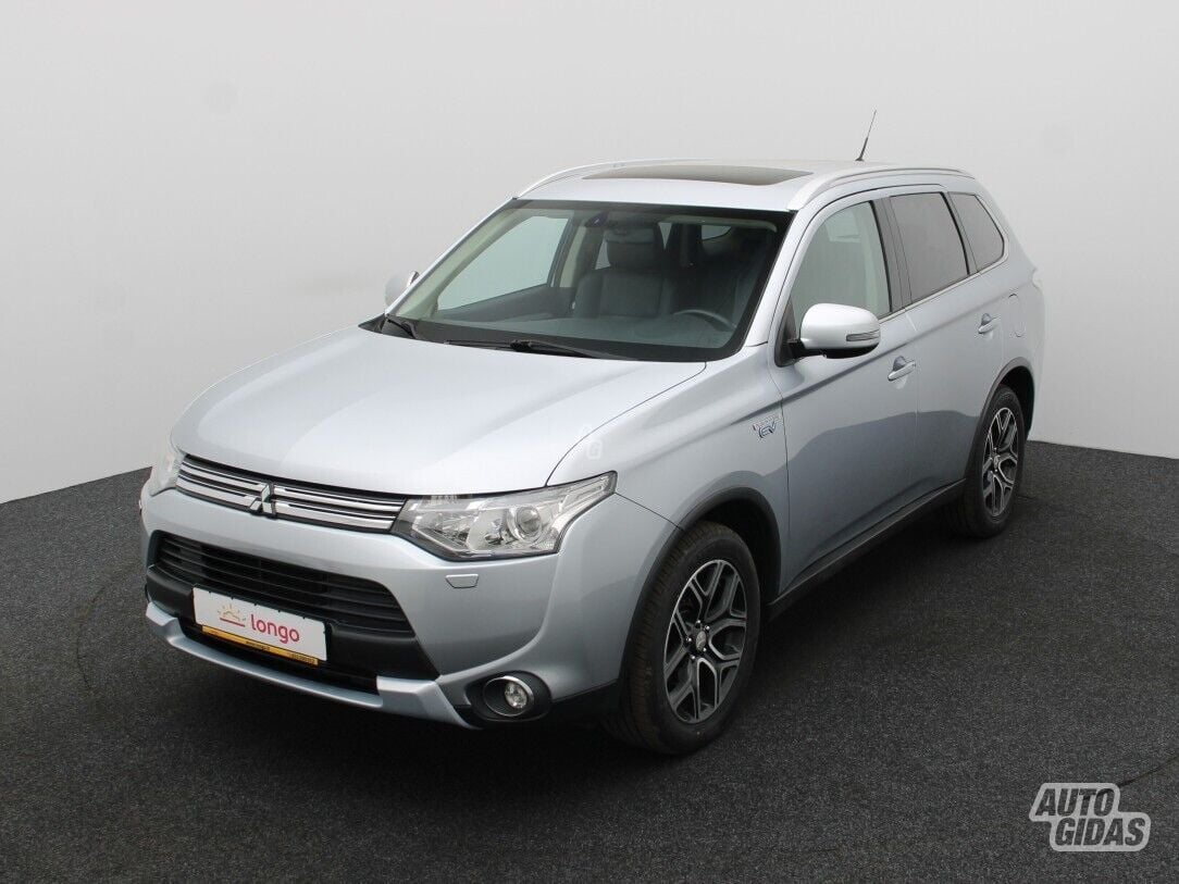 Mitsubishi Outlander 2015 m Visureigis / Krosoveris