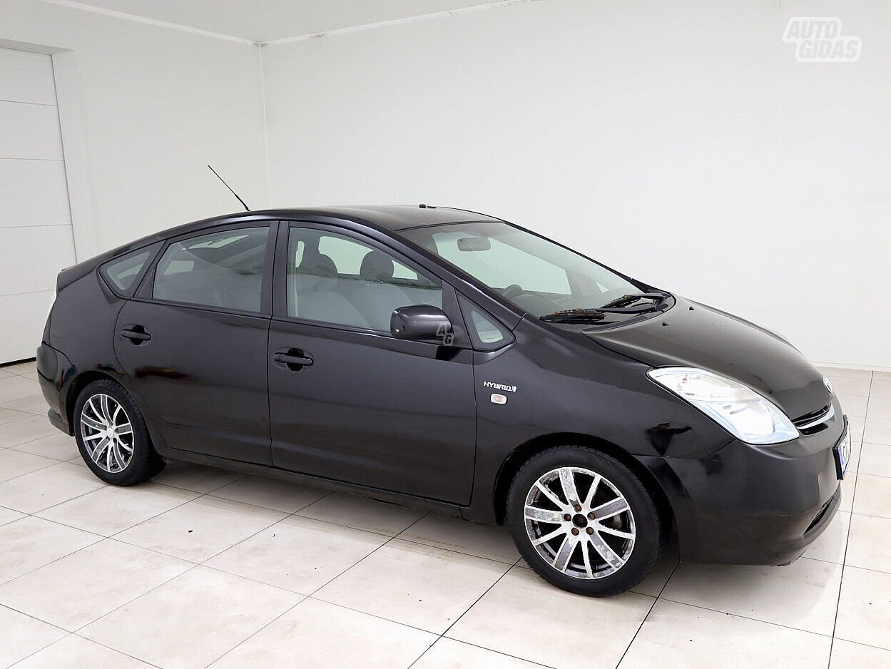 Toyota Prius 2007 г Хэтчбек