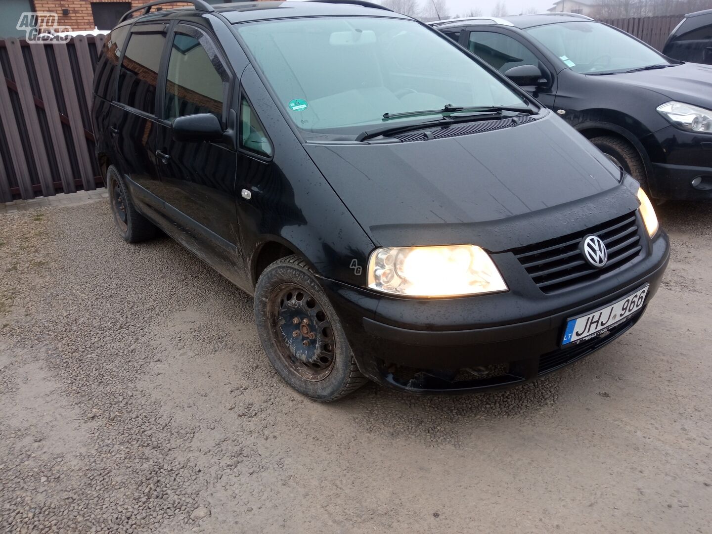 Volkswagen Sharan 2002 m Vienatūris