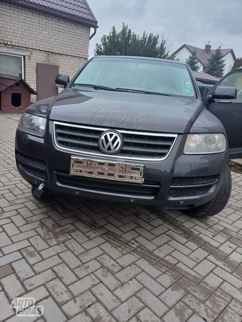 Volkswagen Touareg 2006 г Внедорожник / Кроссовер