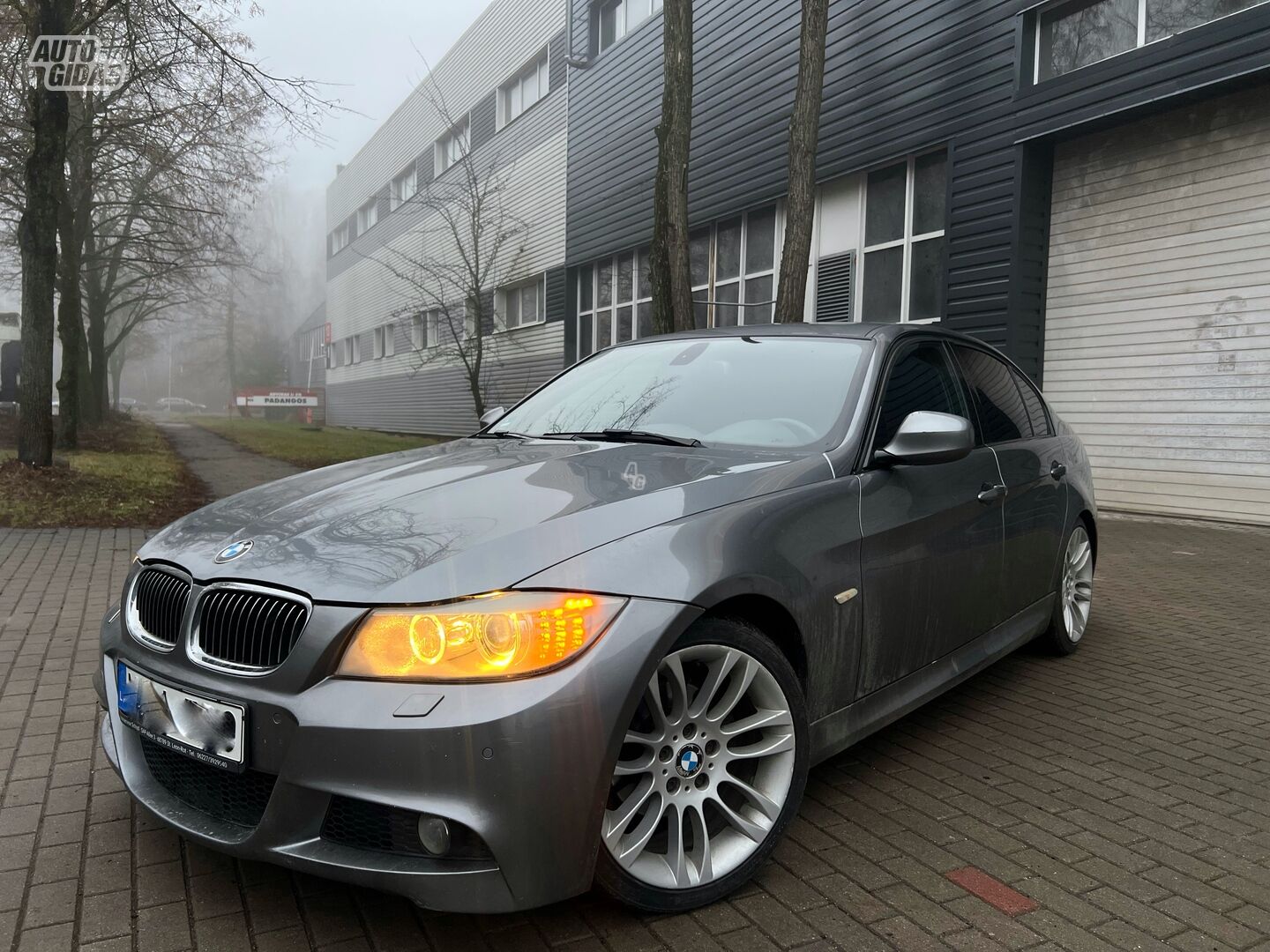 Bmw 320 2011 m Sedanas