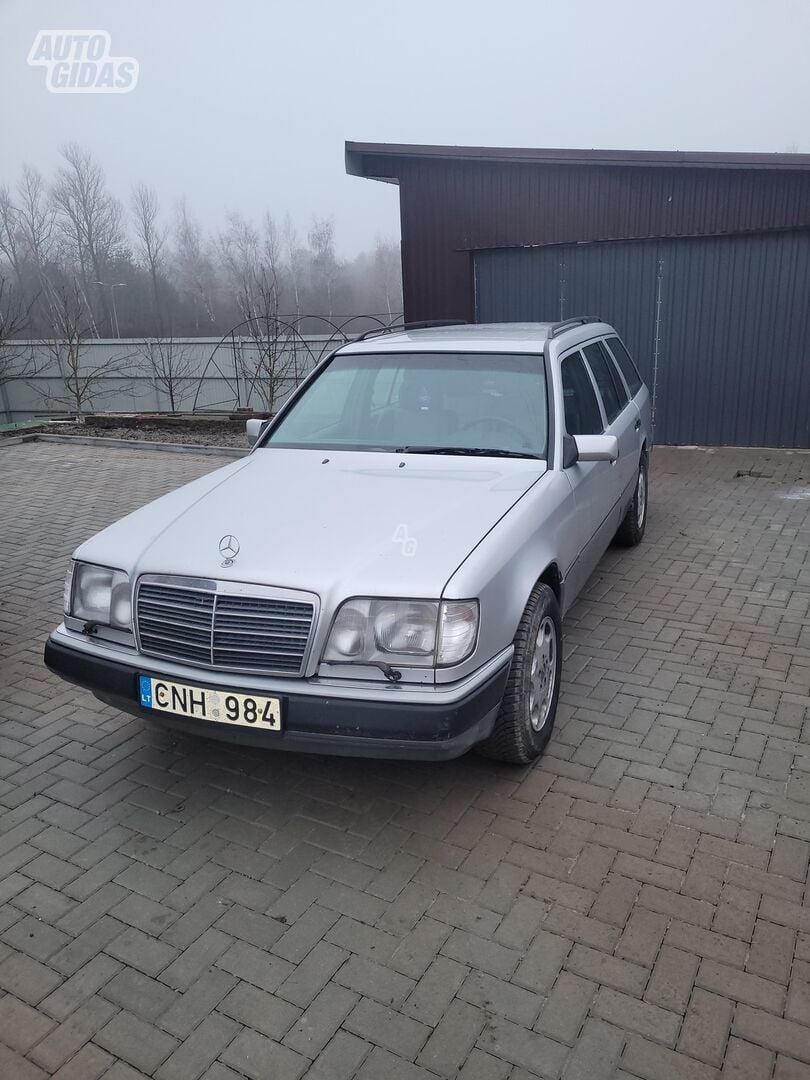 Mercedes-Benz W124 1994 y Wagon