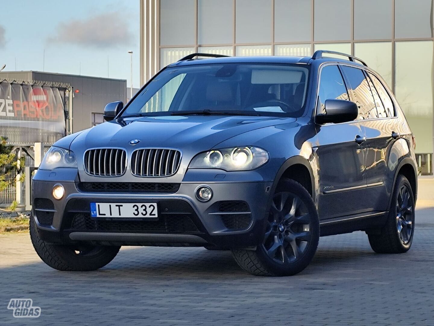 Bmw X5 2010 г Внедорожник / Кроссовер