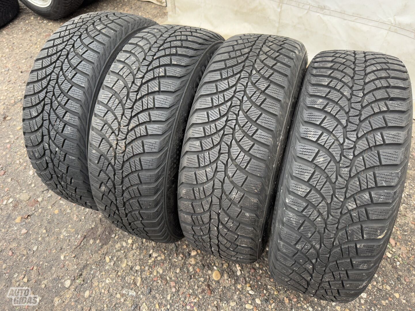 Kumho Siunciam, 6mm R17 winter tyres passanger car