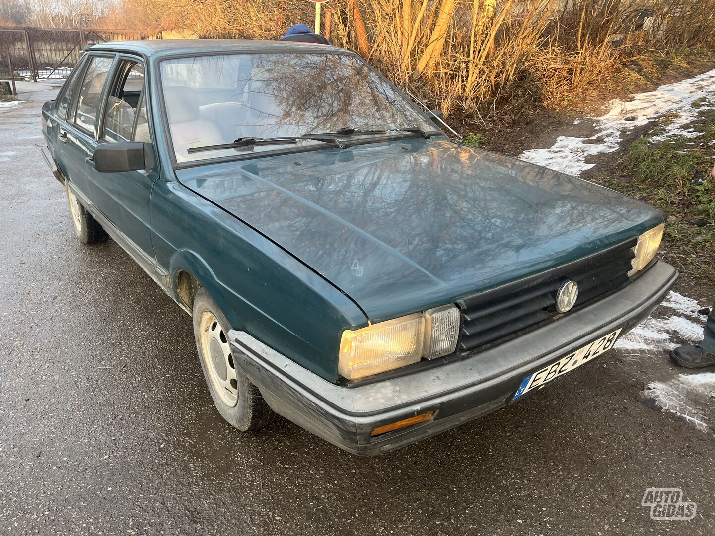 Volkswagen Passat 1986 г Седан