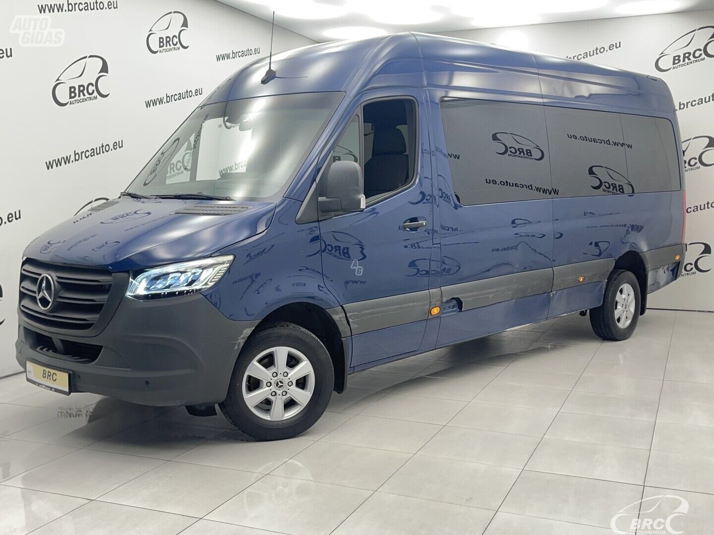 Mercedes-Benz Sprinter 317 CDI Tourer 2023 y