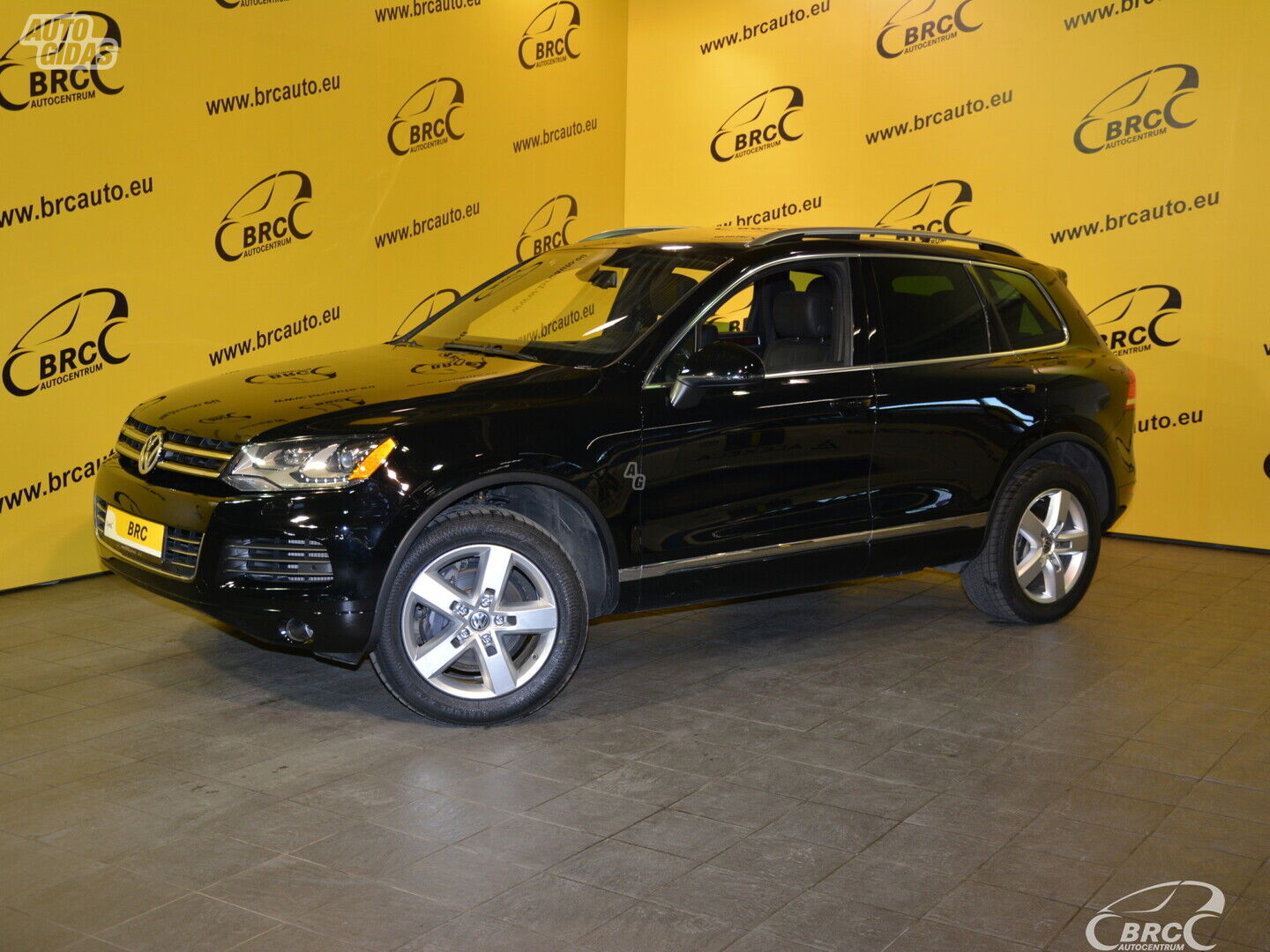 Volkswagen Touareg 3.0 TDI 4Motion Auto 2012 y