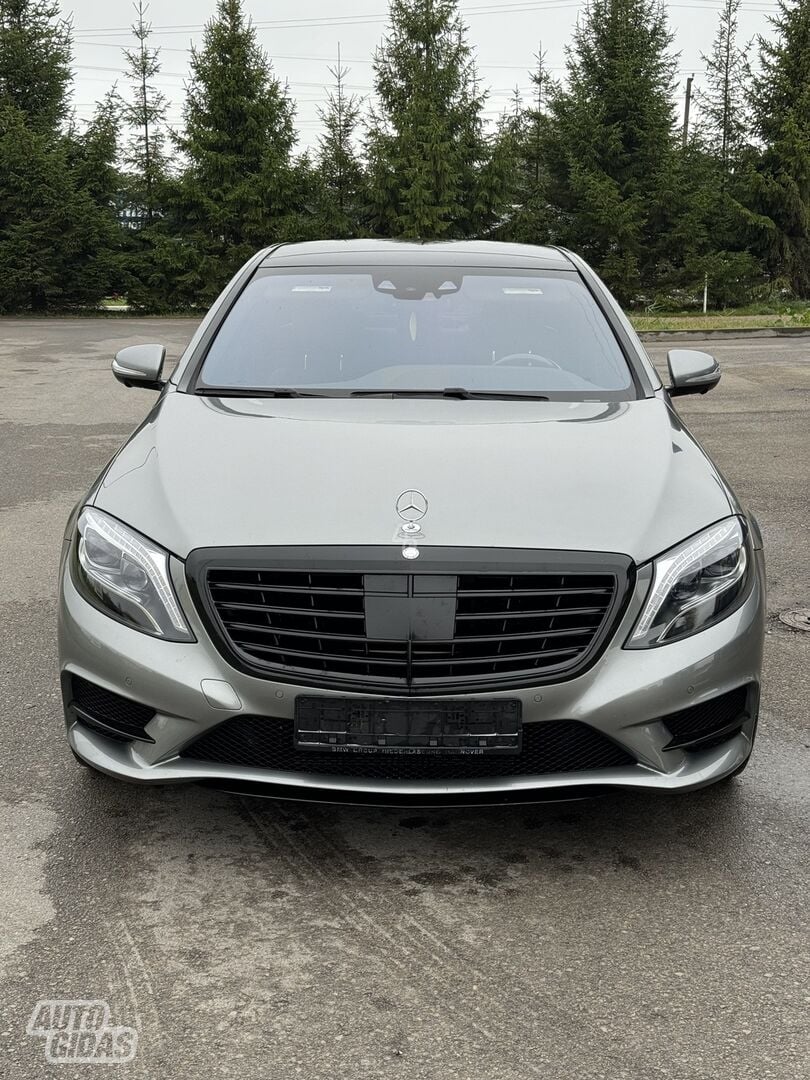 Mercedes-Benz S 550 2015 y Sedan