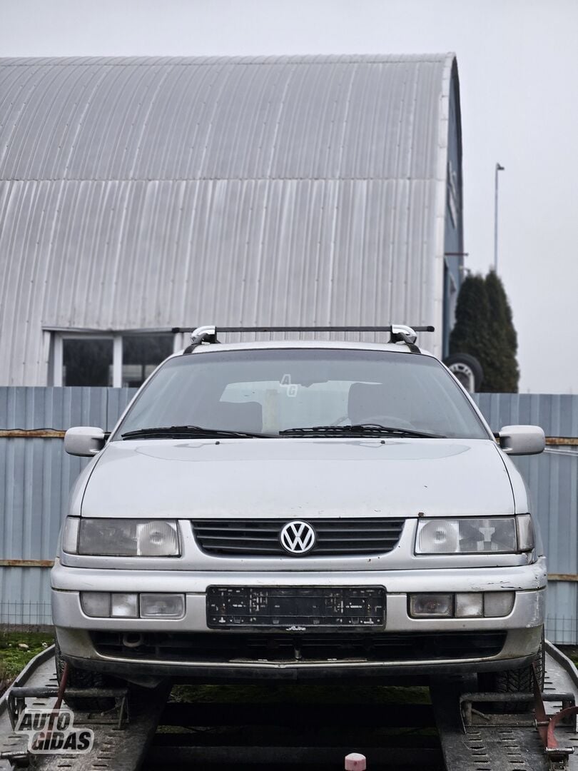 Volkswagen Passat 1995 m Universalas