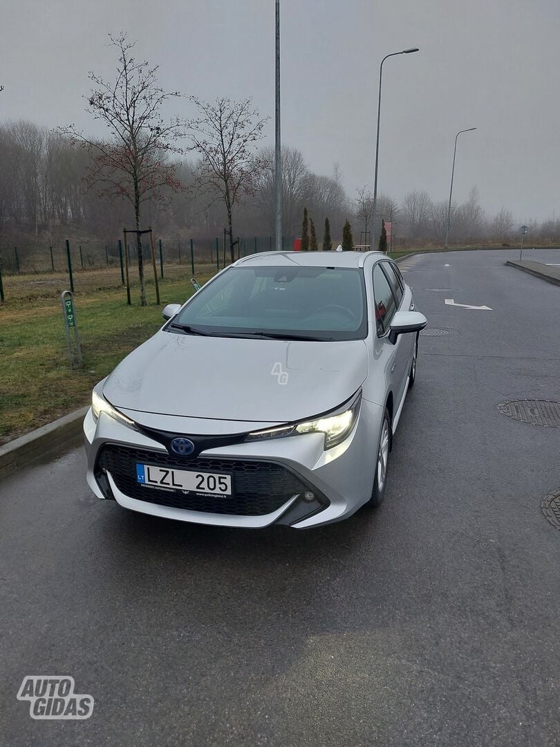 Toyota Corolla 2021 г Универсал