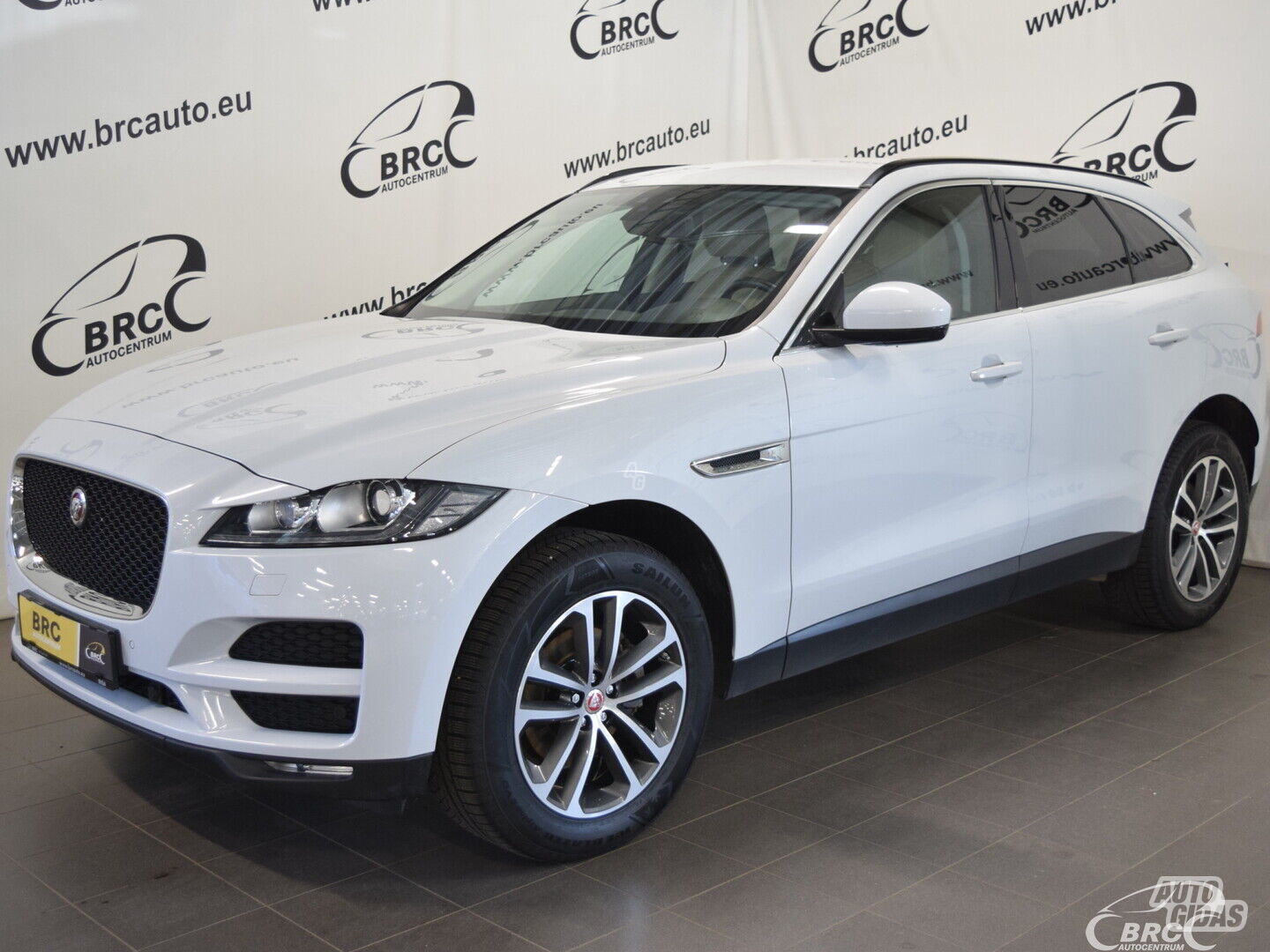 Jaguar F-Pace 20d AWD 2017 г