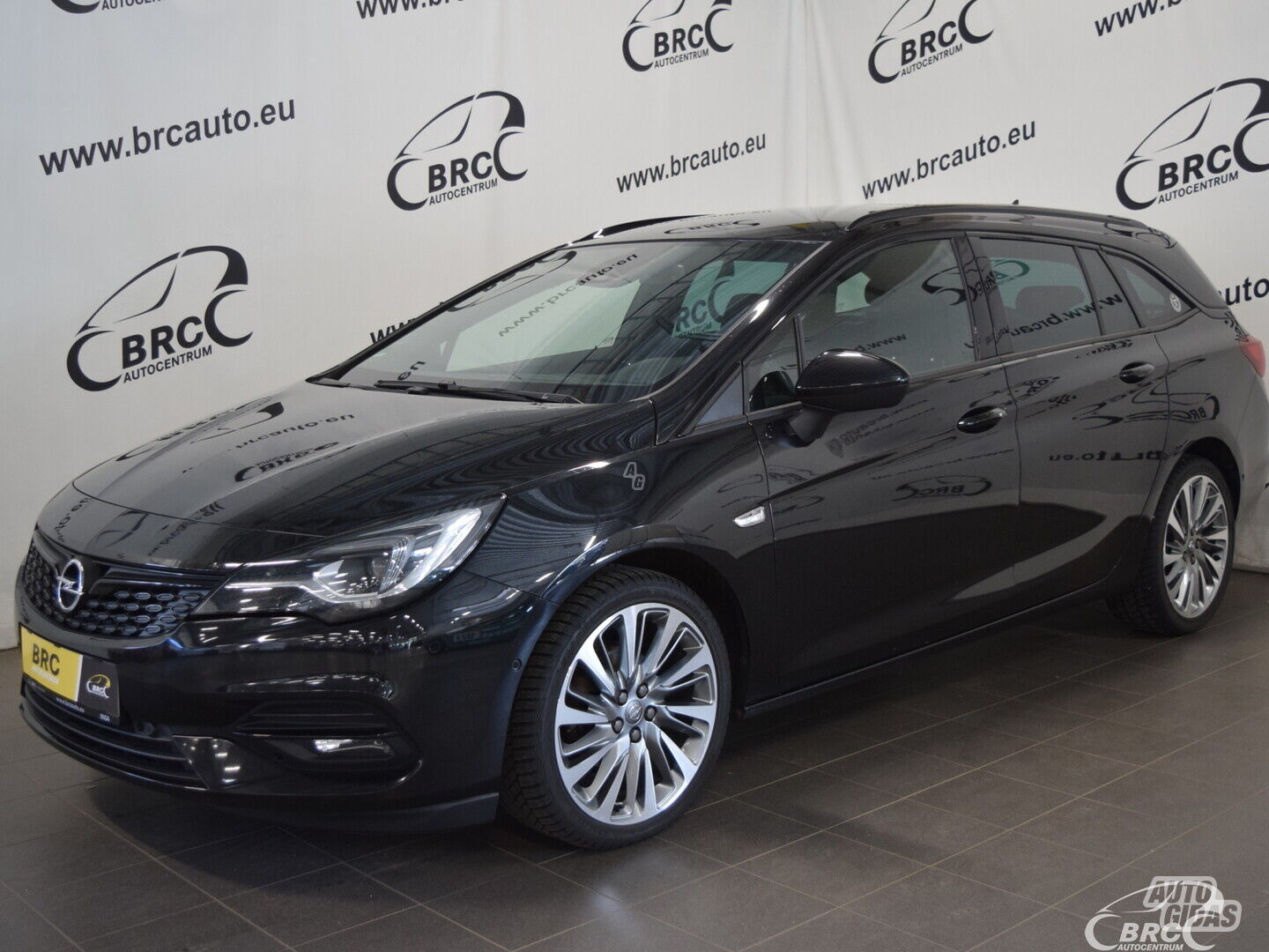 Opel Astra Sports Tourer Ultima 2020 г