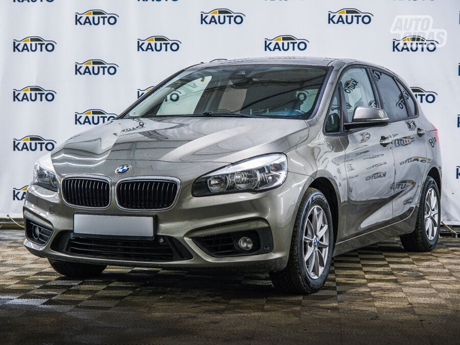 Bmw 216 2016 г Минивэн