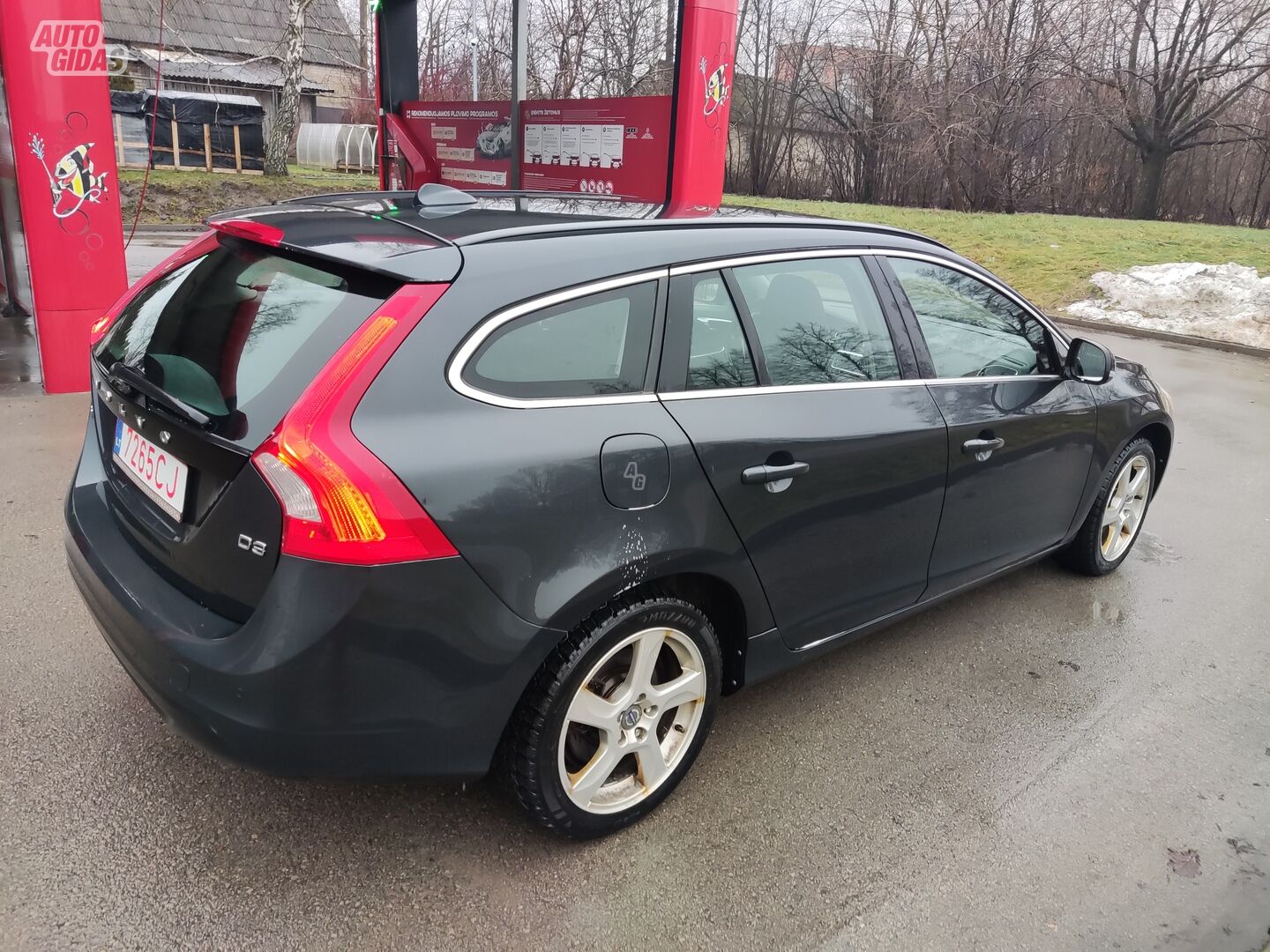 Volvo V60 2011 y Wagon