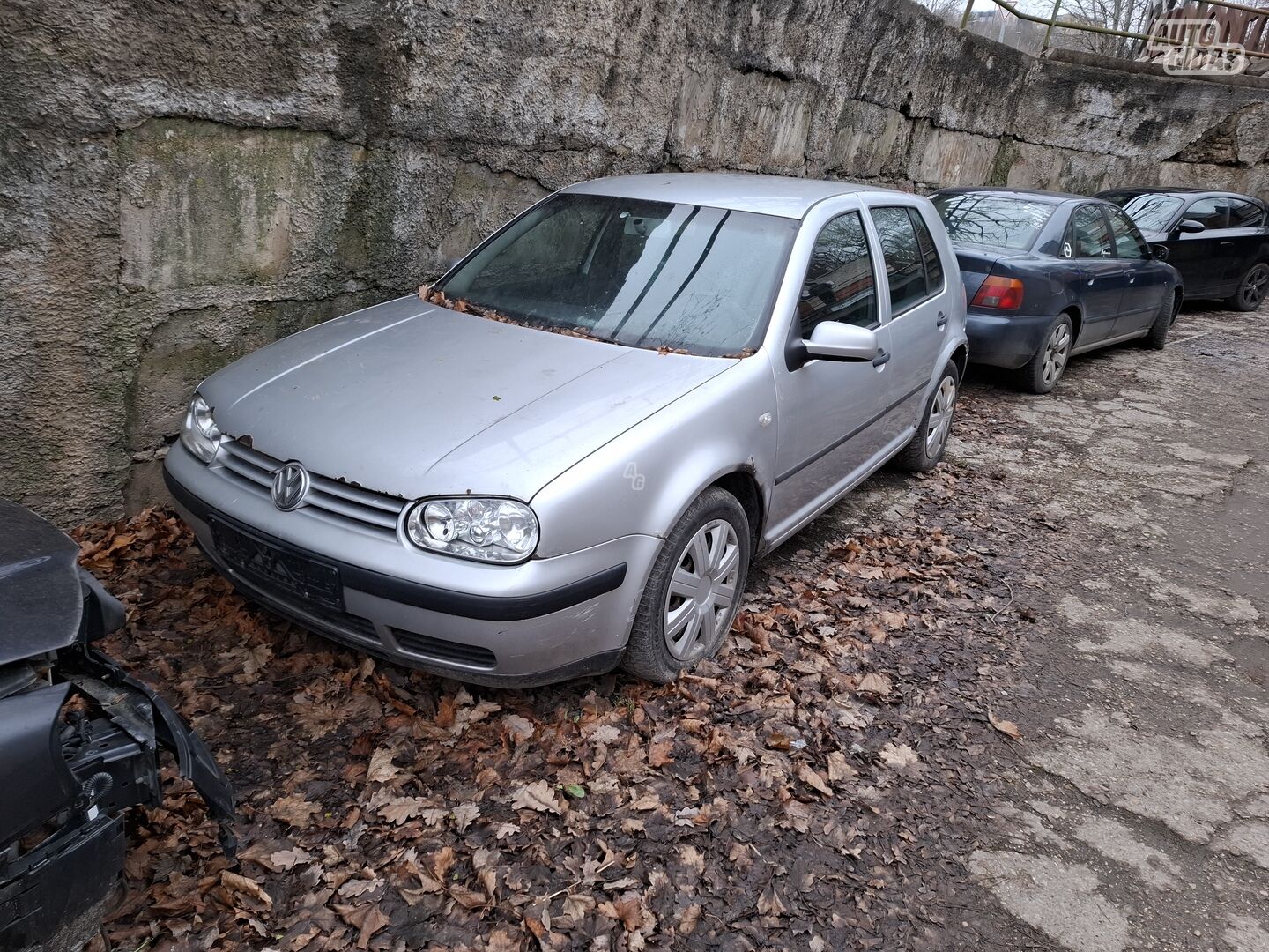 Volkswagen Golf 2001 г Хэтчбек