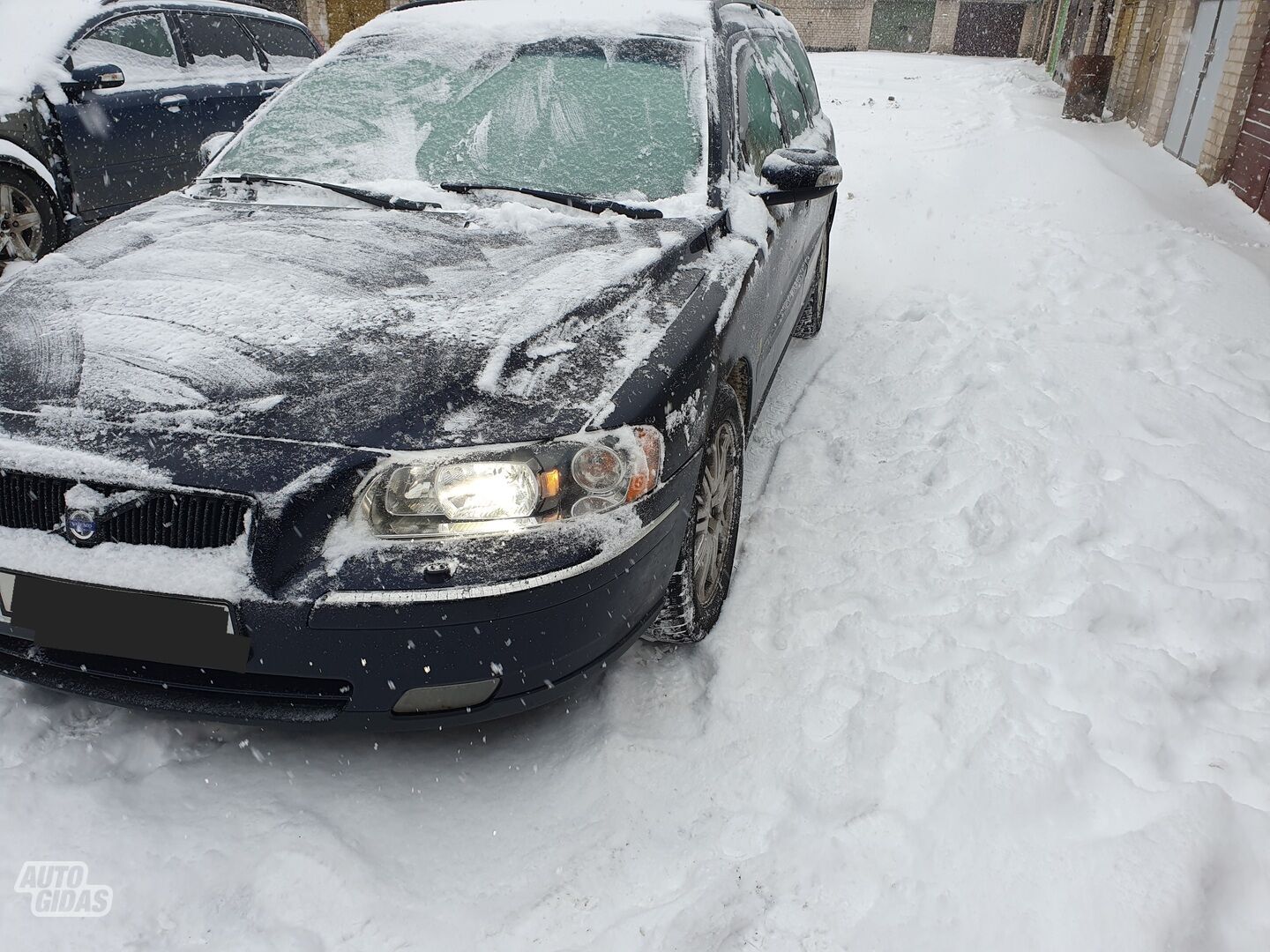 Volvo V70 II 2007 y parts