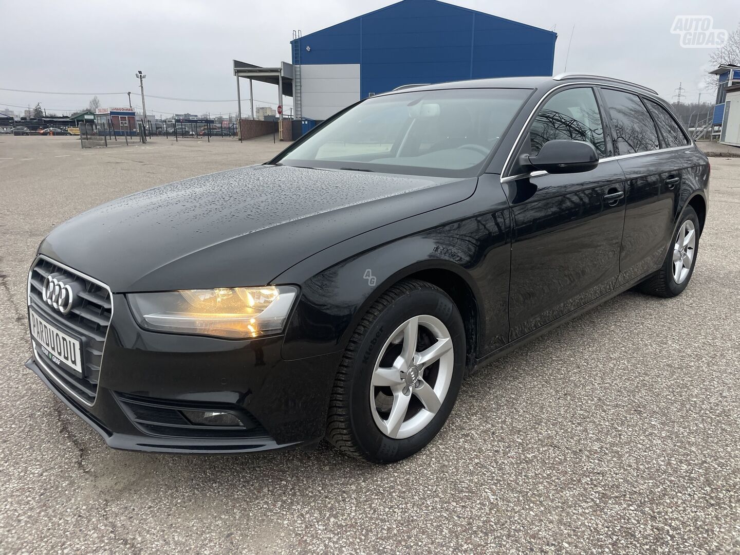 Audi A4 2012 m Universalas